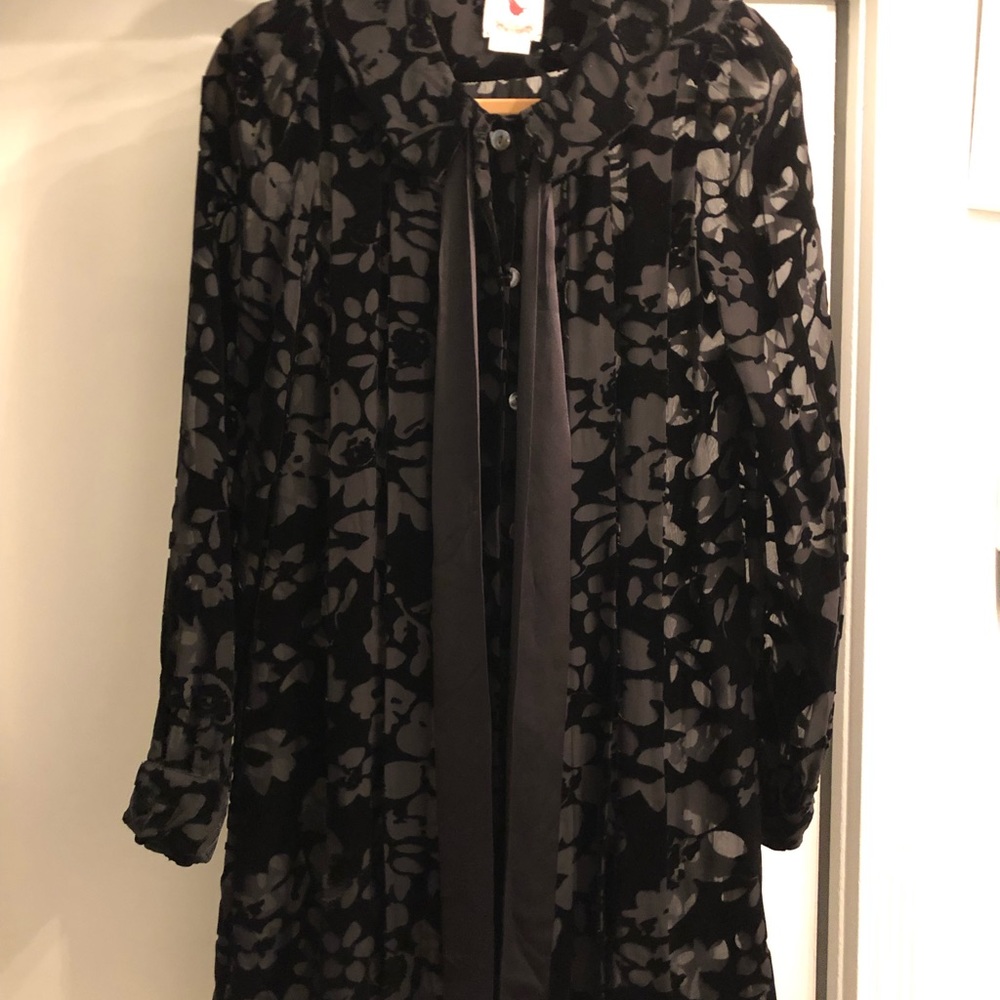 Elegant velvet blouse w/satin ribbon/ knee length